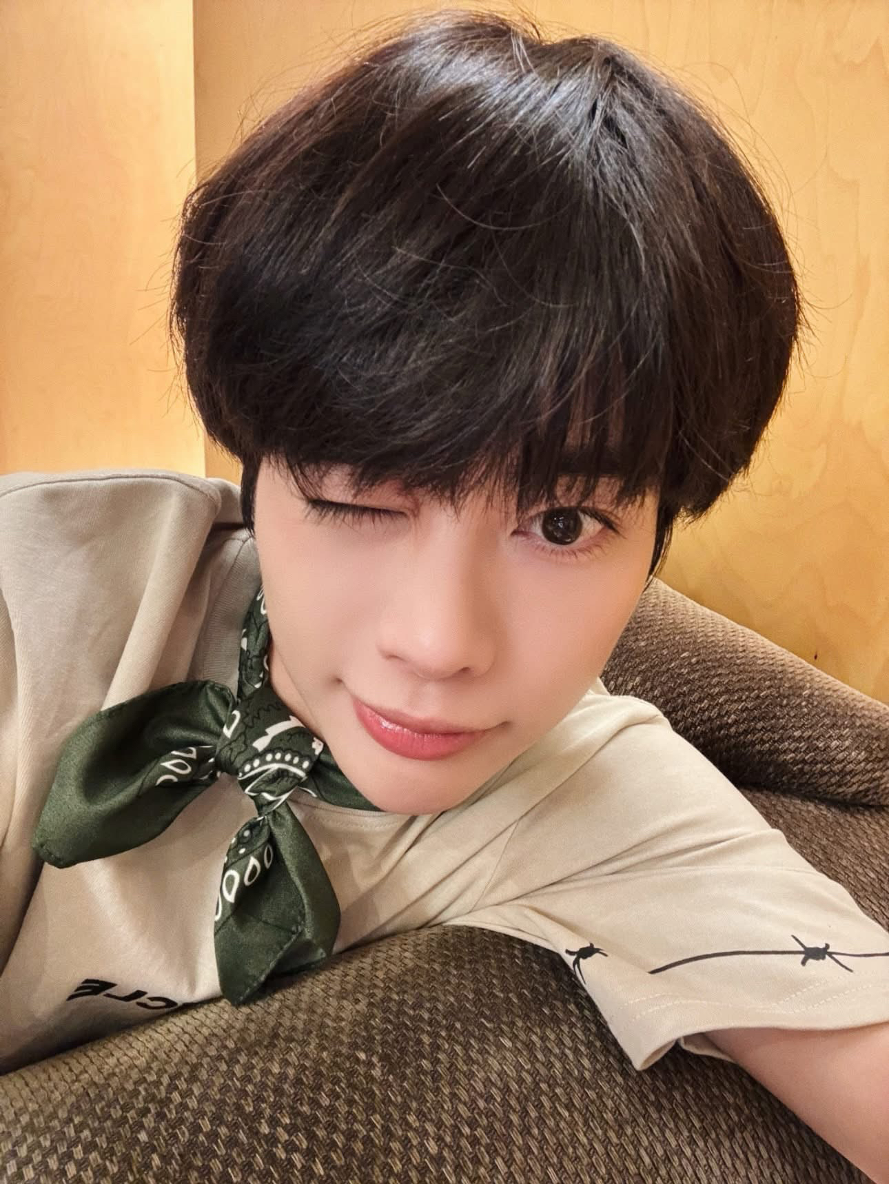 A moment captured by Hanbin (TEMPEST)'s fan