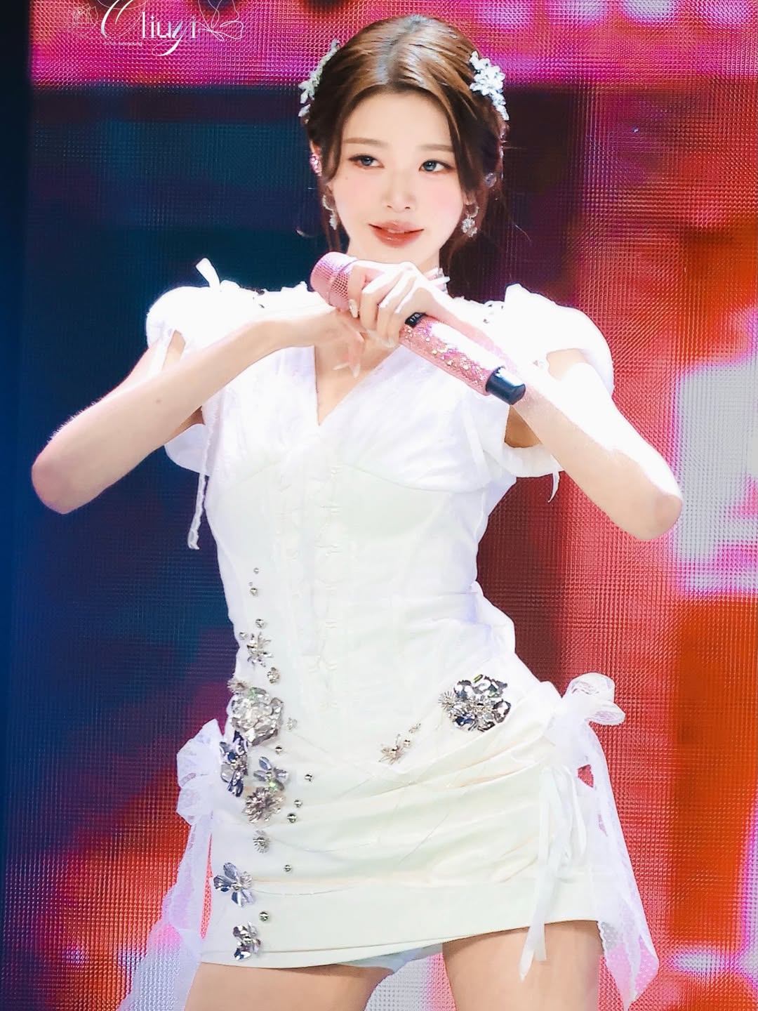 Recent activity shot of Jang Wonyoung (IVE)