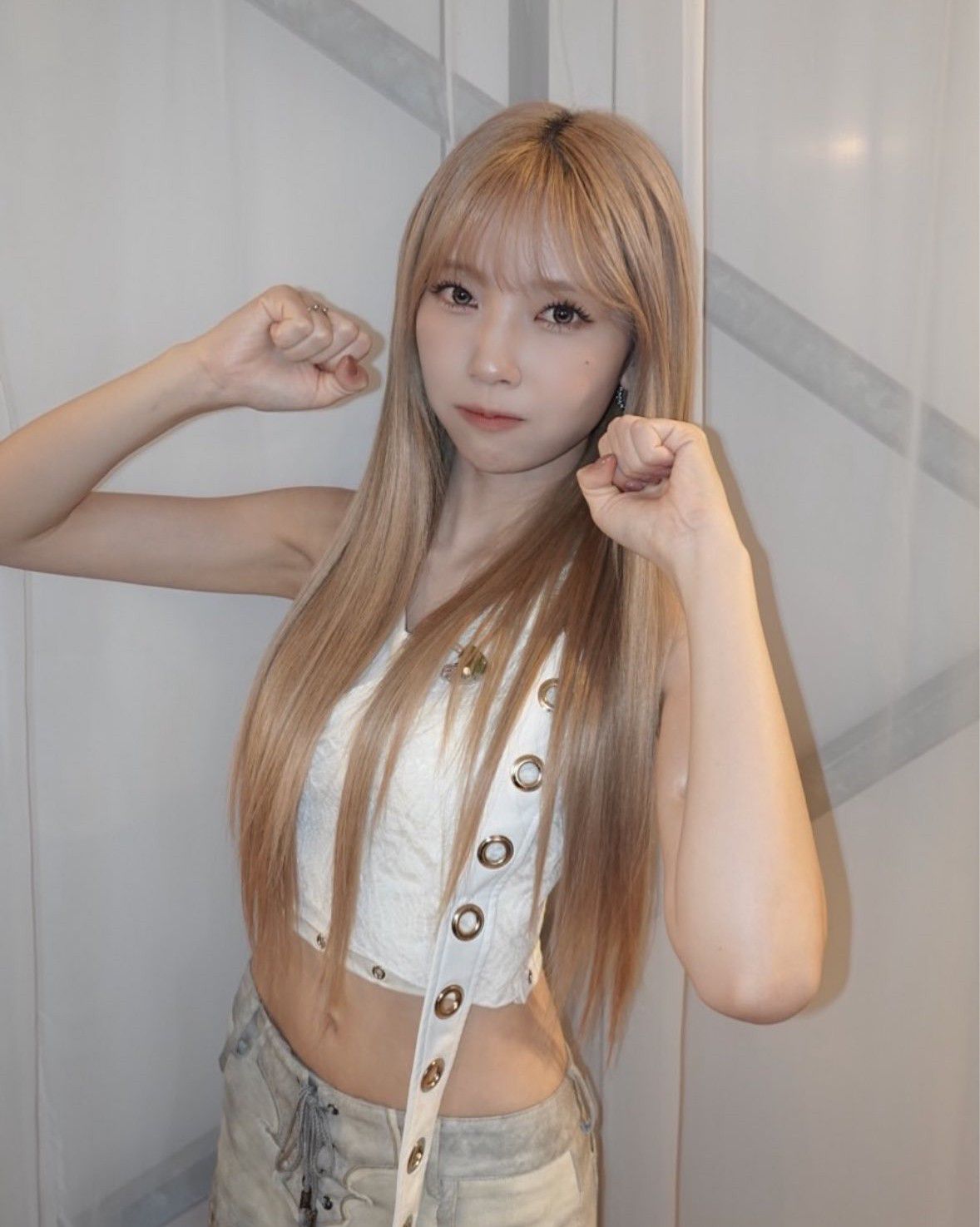 Recent activity shot of Mayuka (NiziU)
