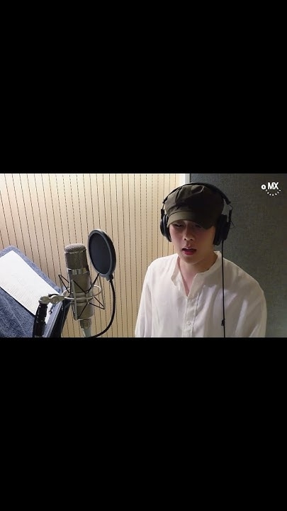 A moment captured by MONSTA X's fan