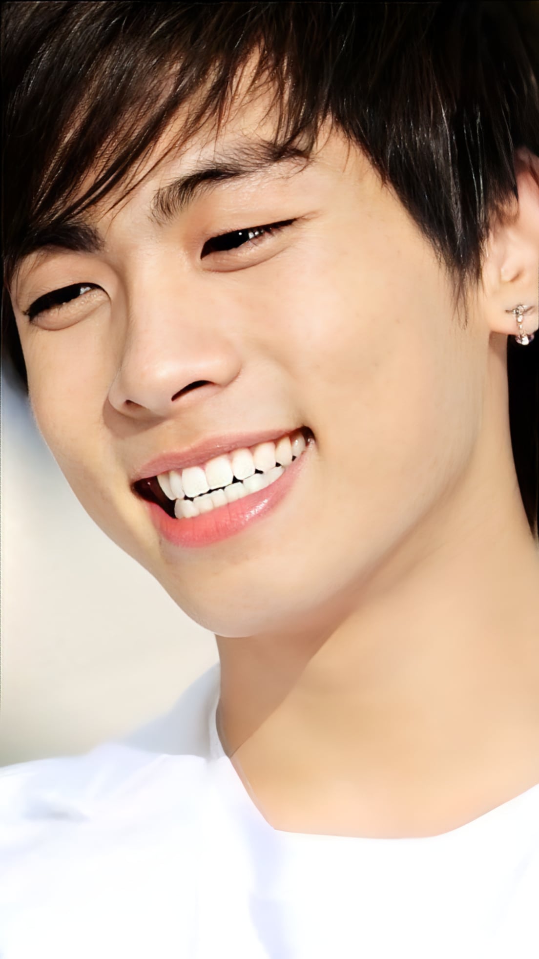 The most beloved wallpaper among Jonghyun (SHINee)'s fans