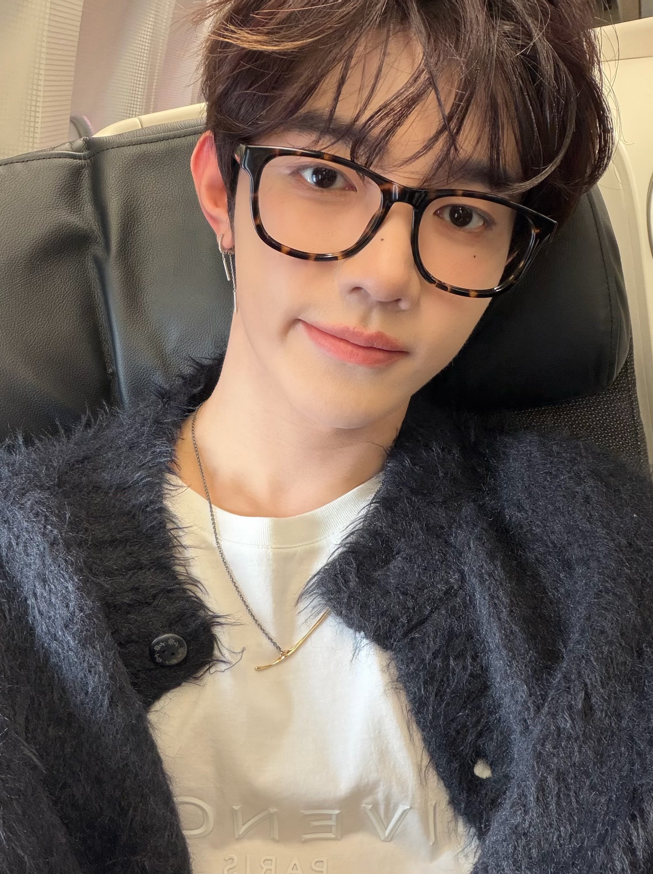 Latest photo of Zhang Hao (ZEROBASEONE)