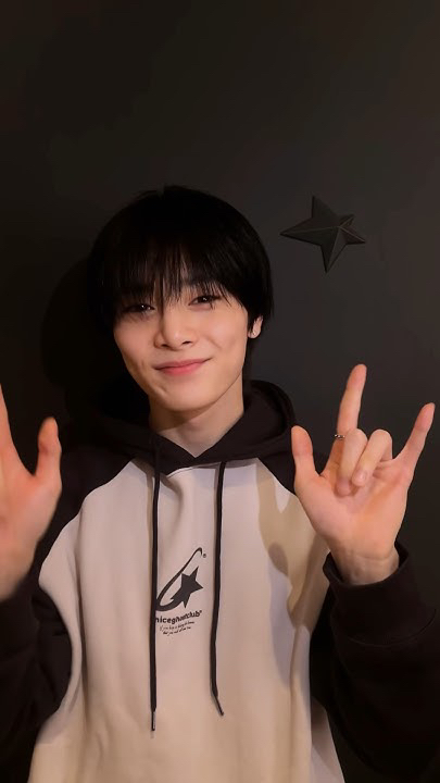 Behind-the-scenes cut of I.N (Stray Kids)