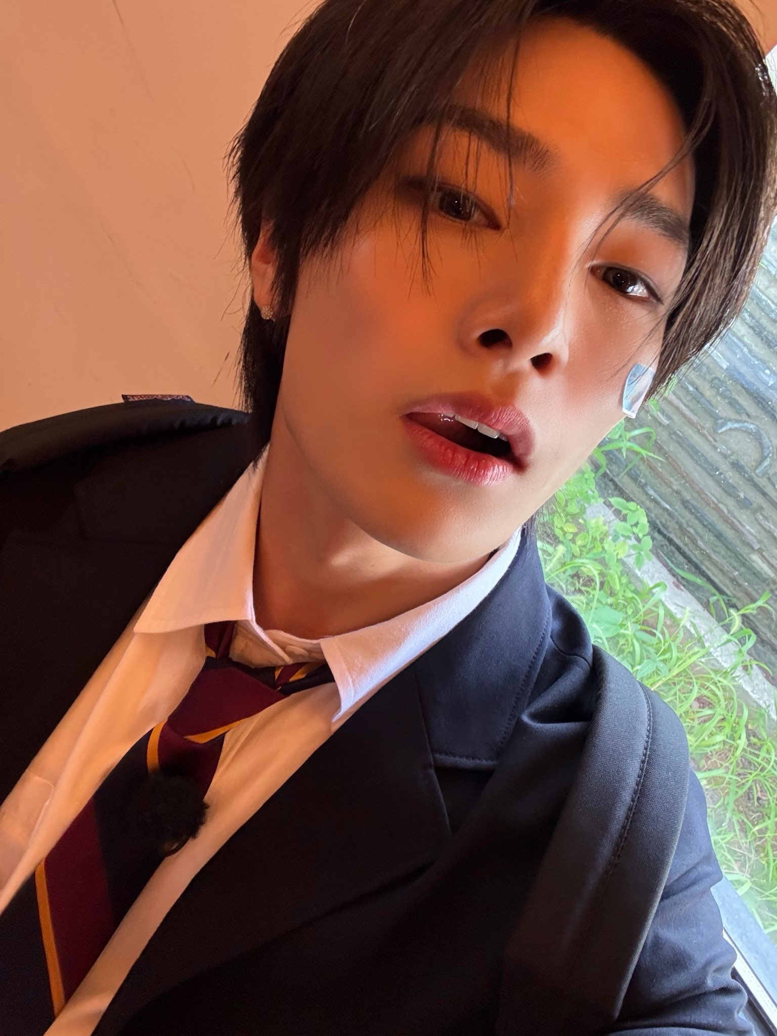 Behind-the-scenes cut of I.N (Stray Kids)