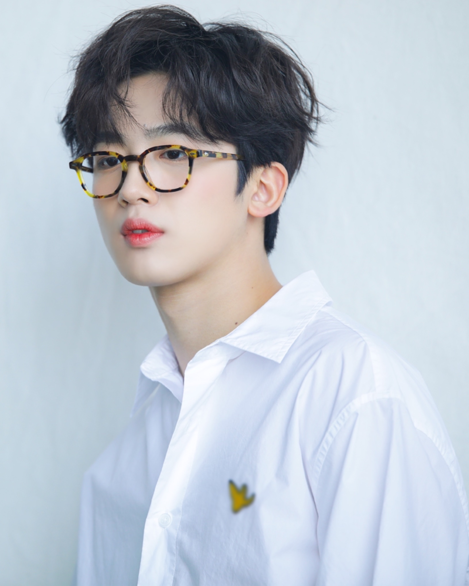 Behind-the-scenes cut of Kim Yohan (WEi)