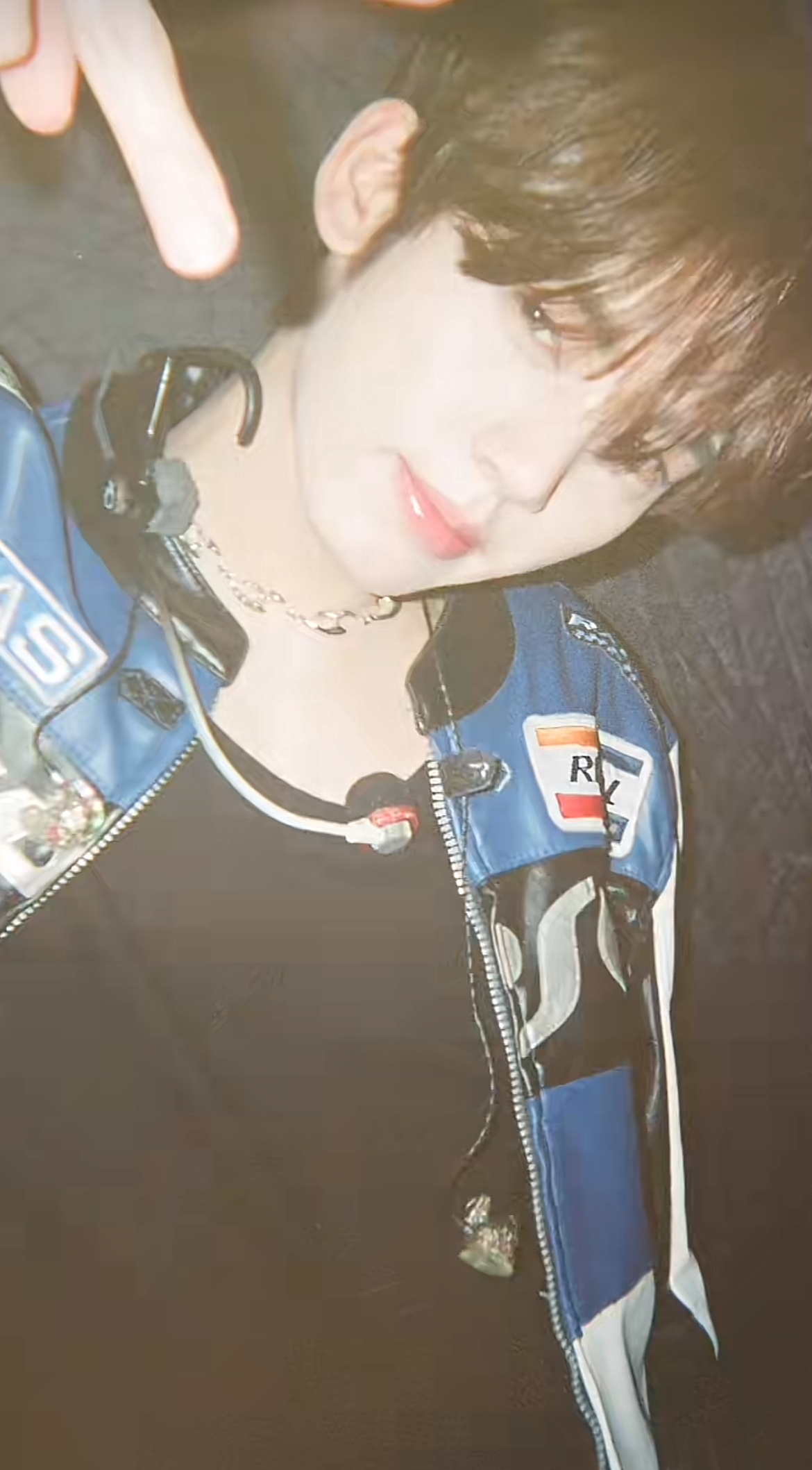 Fandom-recommended wallpaper image of Han Yujin (ZEROBASEONE)