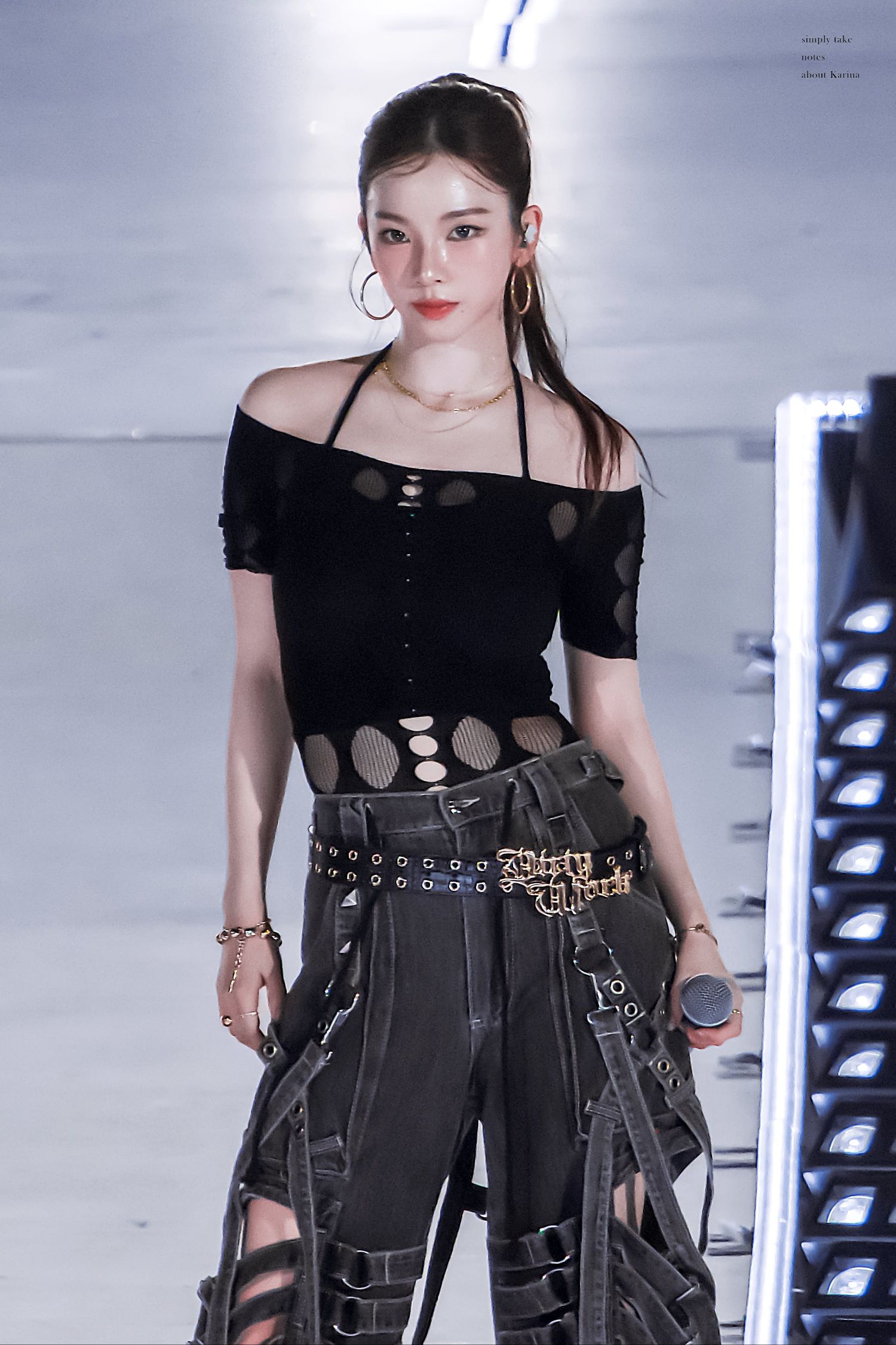 Latest photo of Karina (aespa)