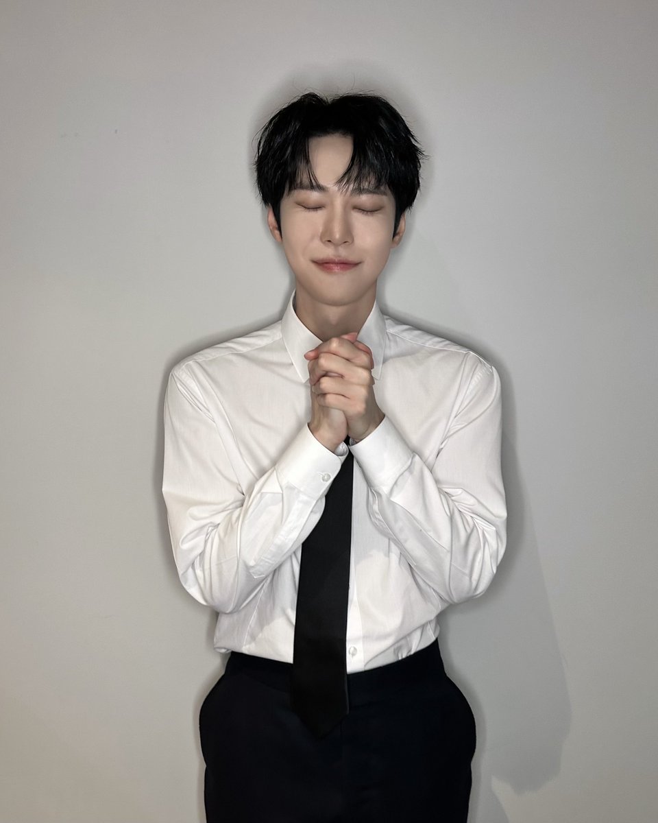 Behind-the-scenes cut of NCT