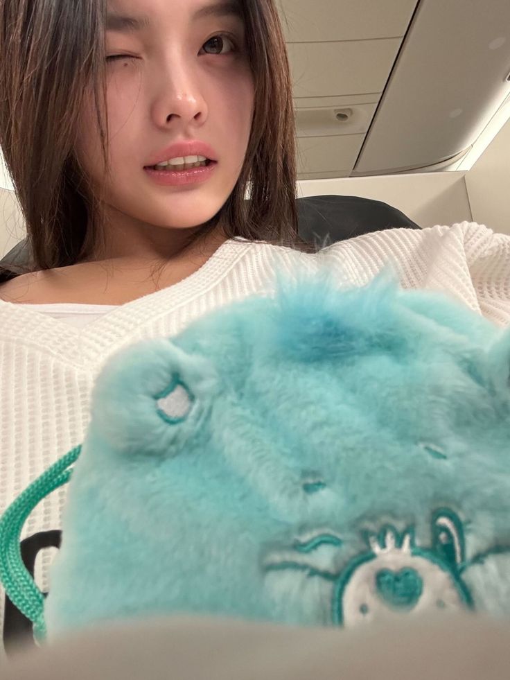 Recent activity shot of Iroha (ILLIT)