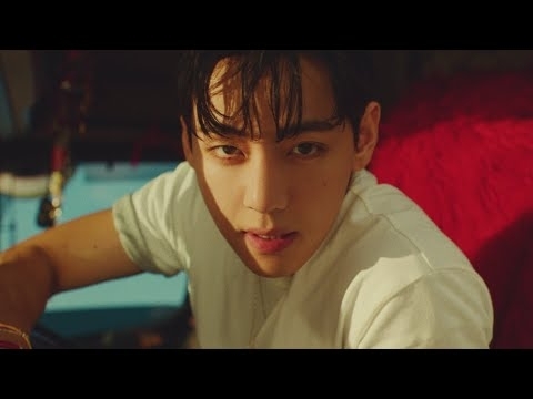 Latest photo of V (BTS)