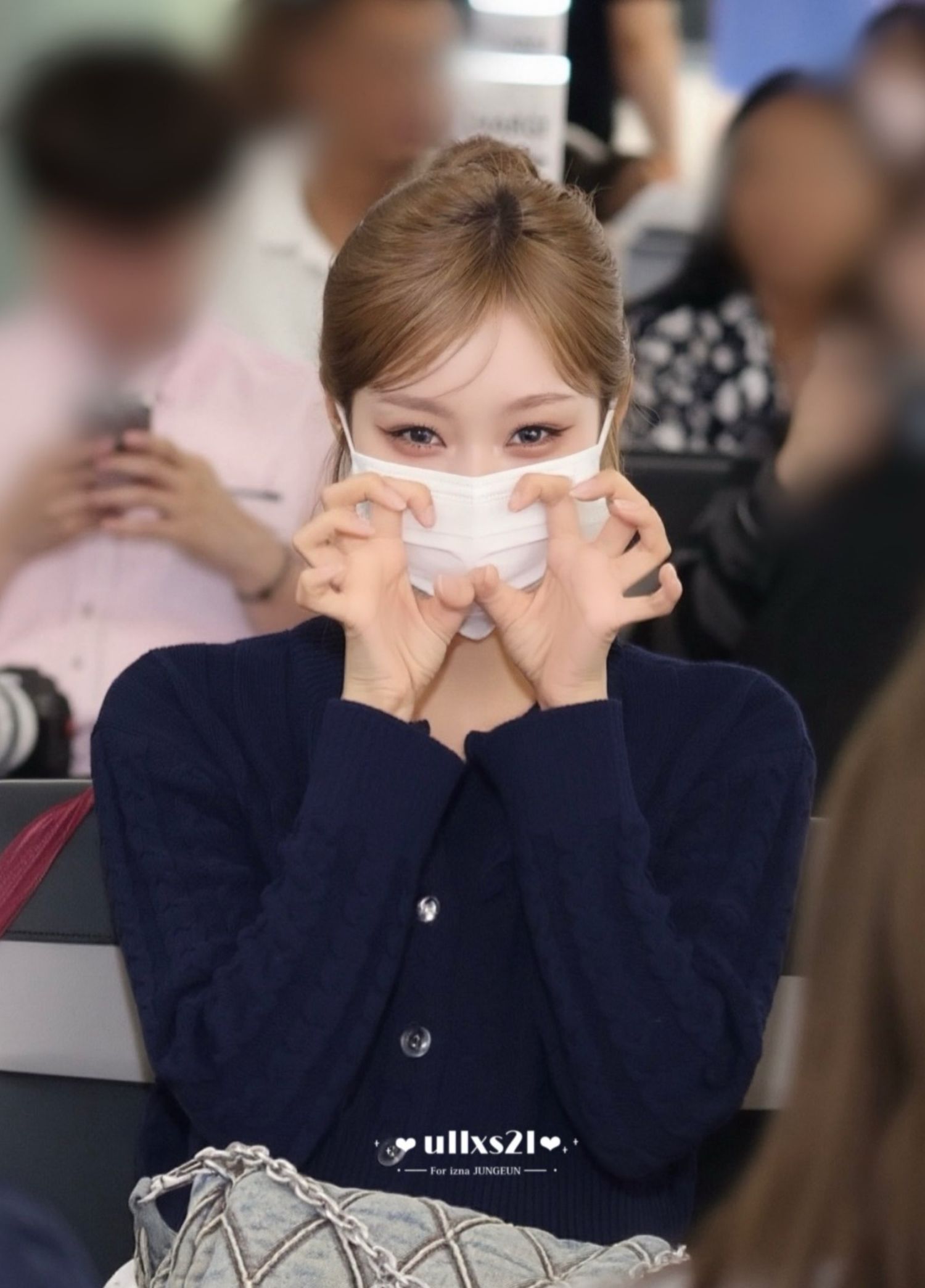 Recent activity shot of Choi Jungeun (izna)