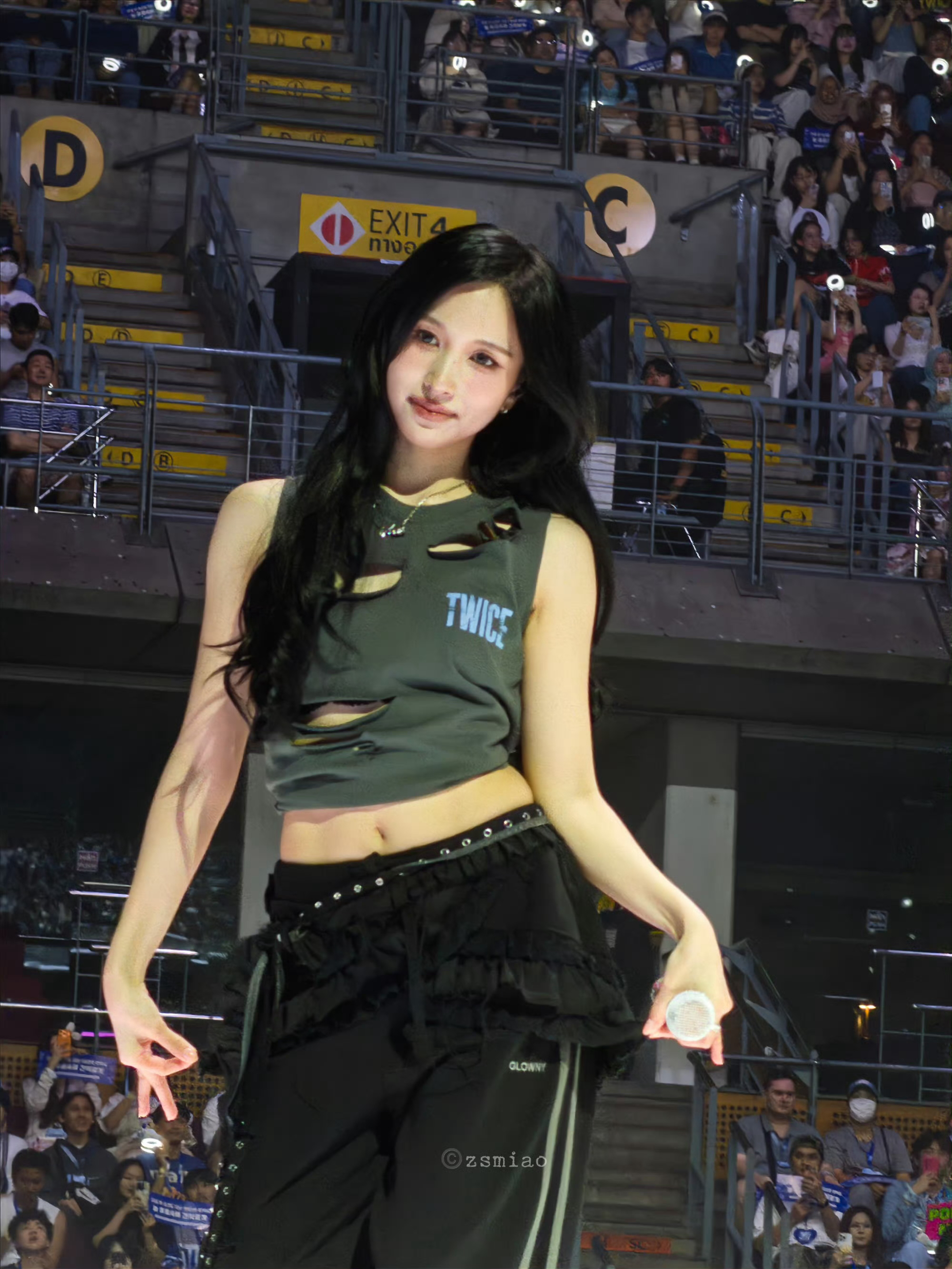 미나 (TWICE)의 최신 사진