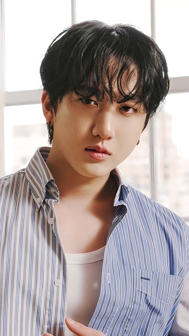 Behind-the-scenes cut of Changbin (Stray Kids)