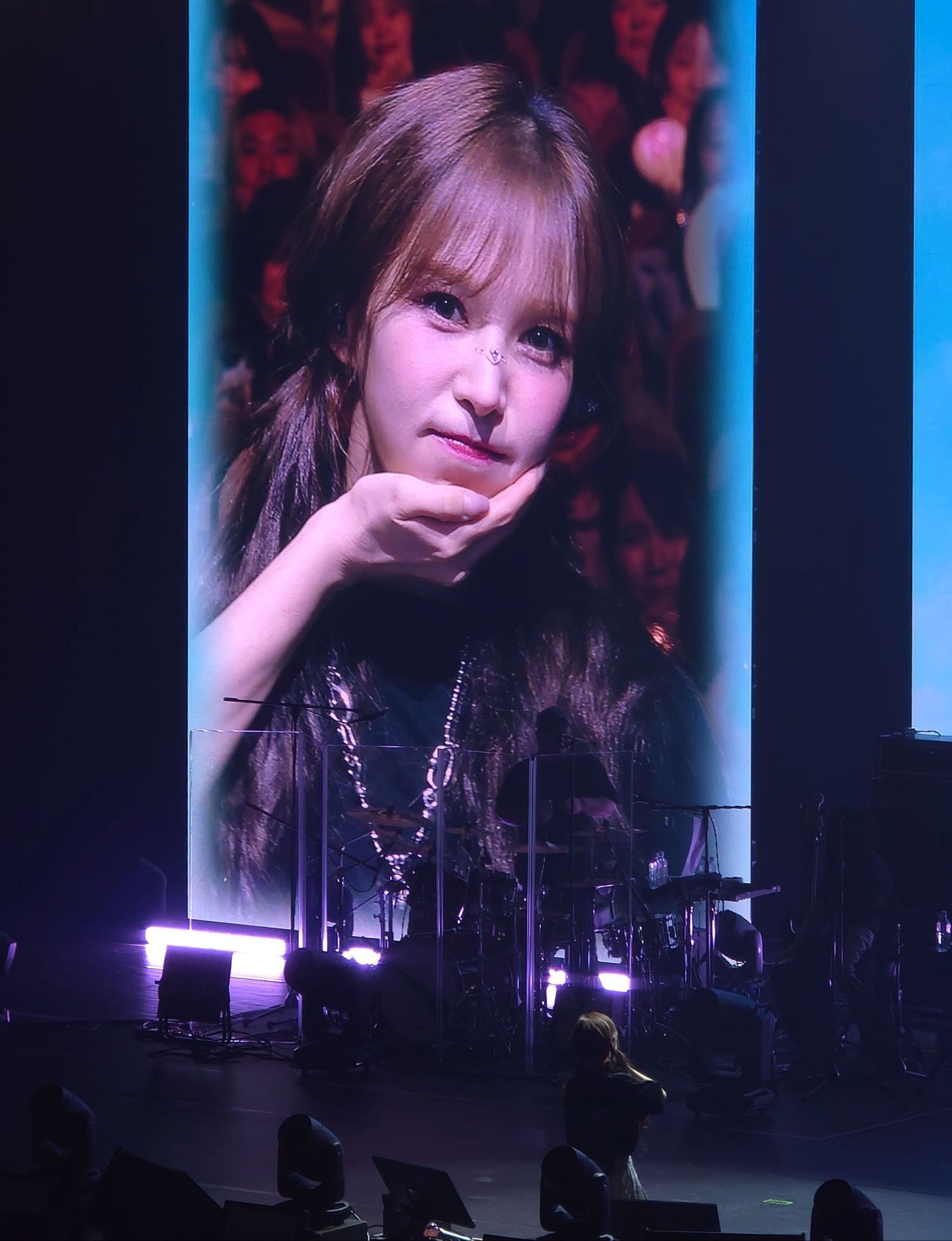 Behind-the-scenes cut of Wendy (Red Velvet)