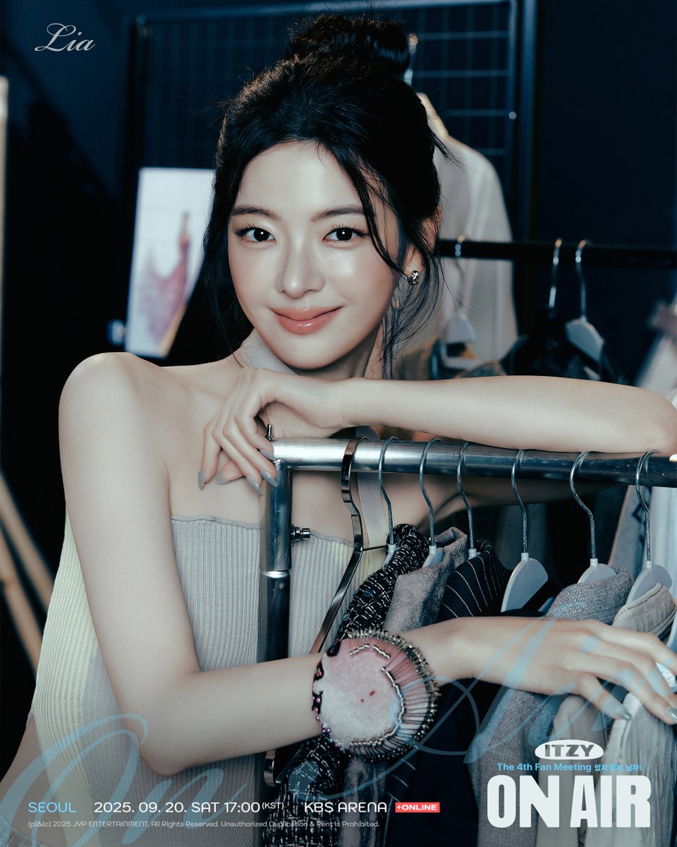Behind-the-scenes cut of ITZY