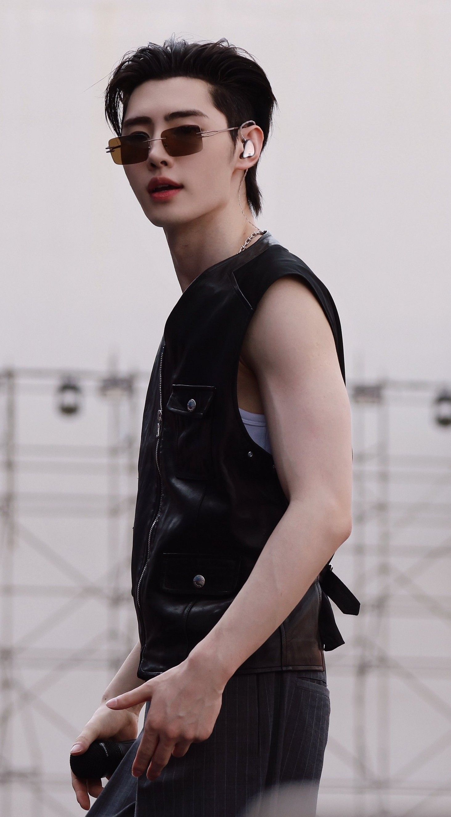 Today's most popular wallpaper in the Sunghoon (ENHYPEN) community