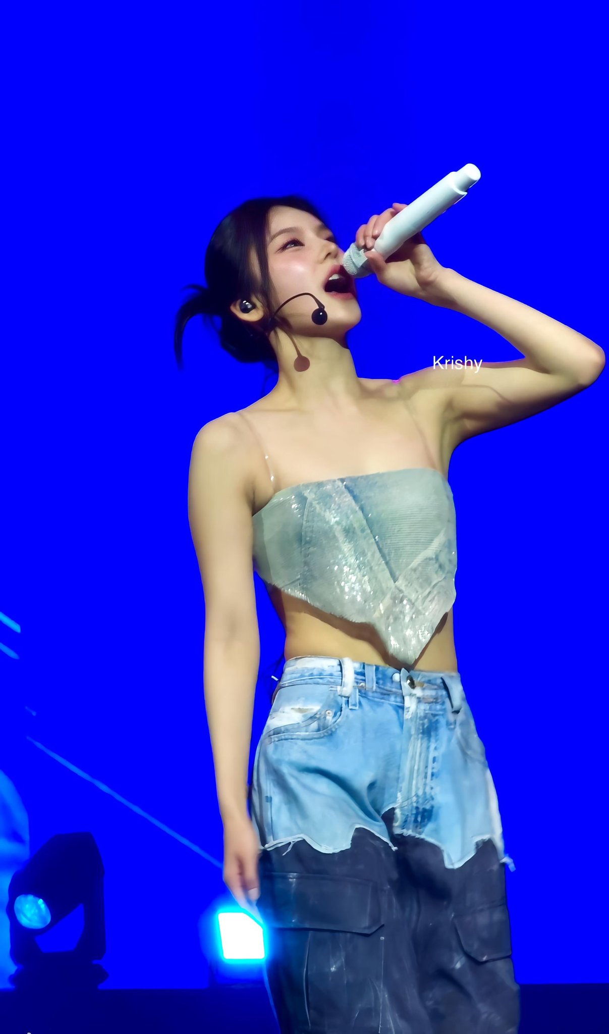 Behind-the-scenes cut of Yeji (ITZY)