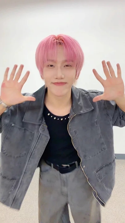 Fan-made special wallpaper for Zihao (BOY STORY)