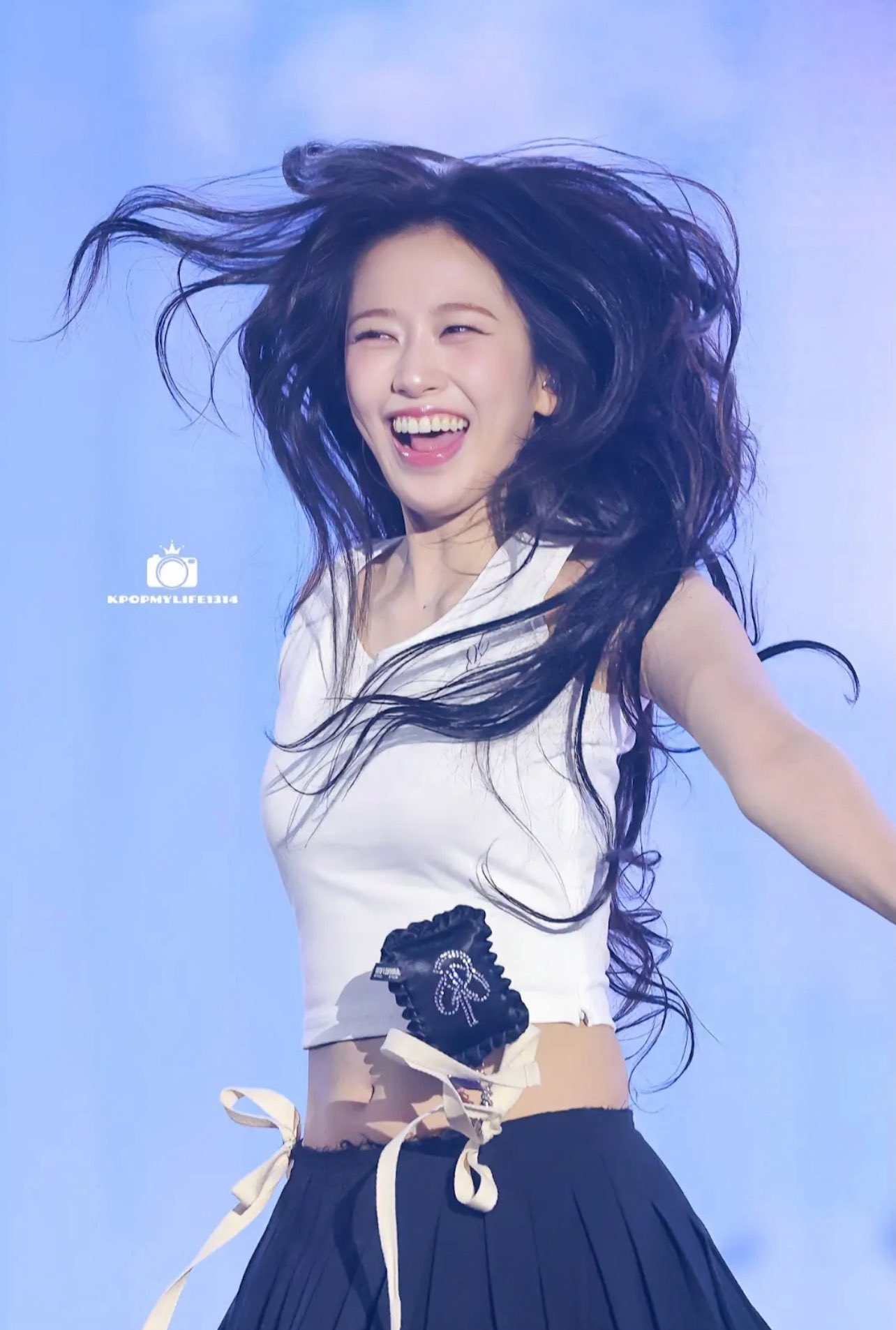 안유진 (IVE)의 비하인드 컷