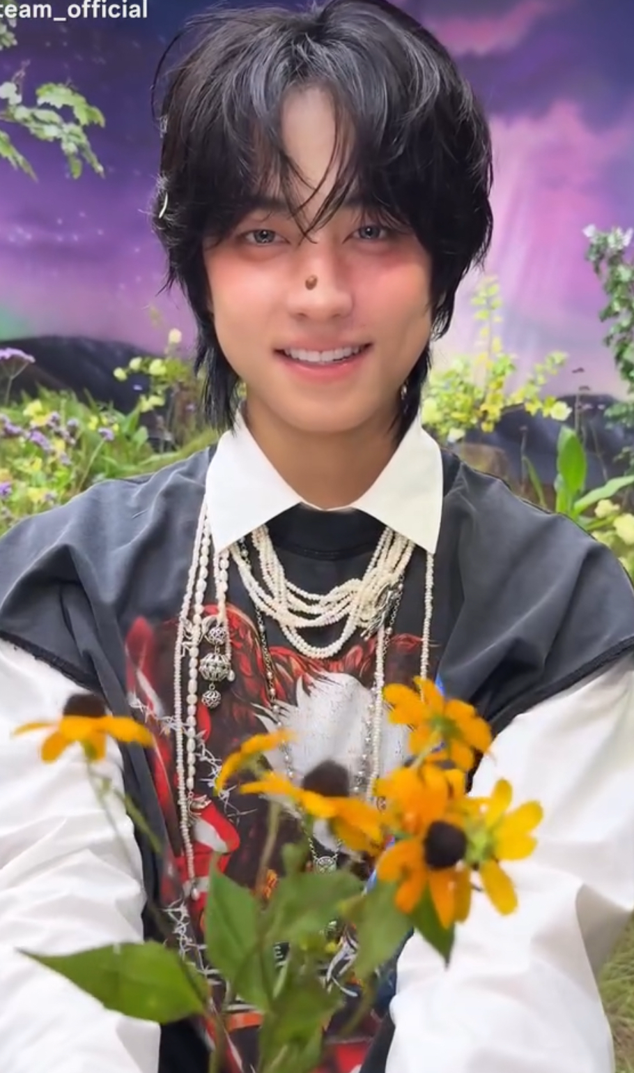 A heartfelt wallpaper shared by Taki (&TEAM)'s fans