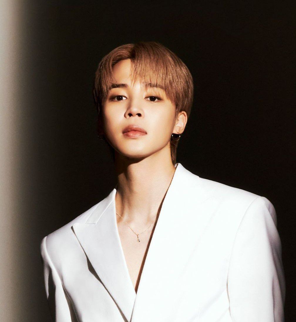 智旻 (防彈少年團)的最新活動照片