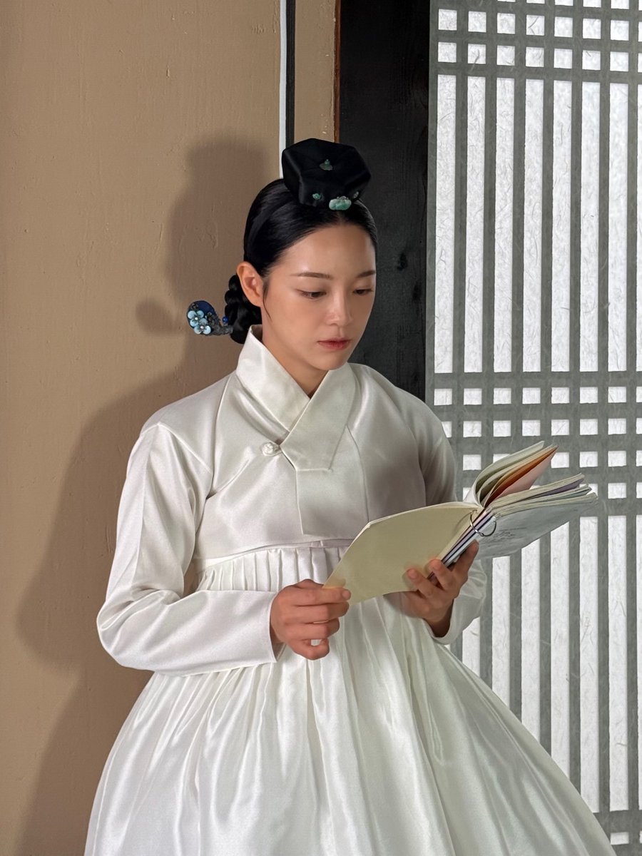 世正的最新活动照片