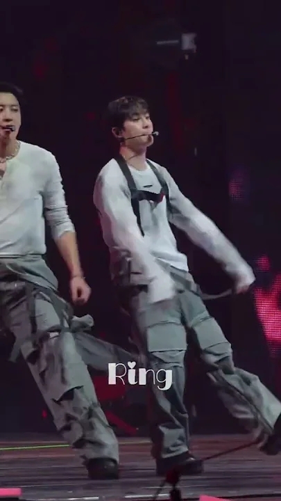 디오 (EXO) 최근 활동샷