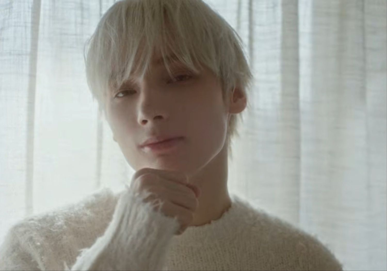 Latest photo of HueningKai (TOMORROW X TOGETHER)