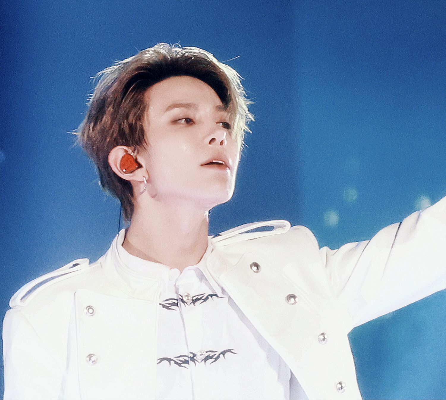 Foto aktivitas terbaru Heeseung (ENHYPEN)