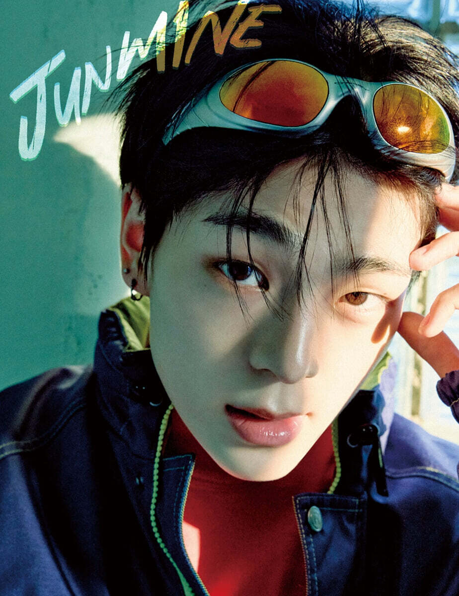 Latest photo of Kim Junmin (WHIB)