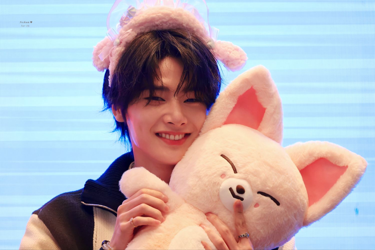 Momen yang diabadikan oleh penggemar I.N (Stray Kids)