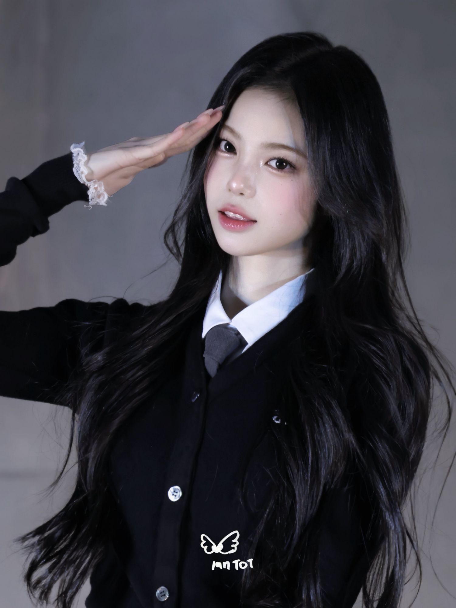 Behind-the-scenes cut of Ian (Hearts2Hearts)