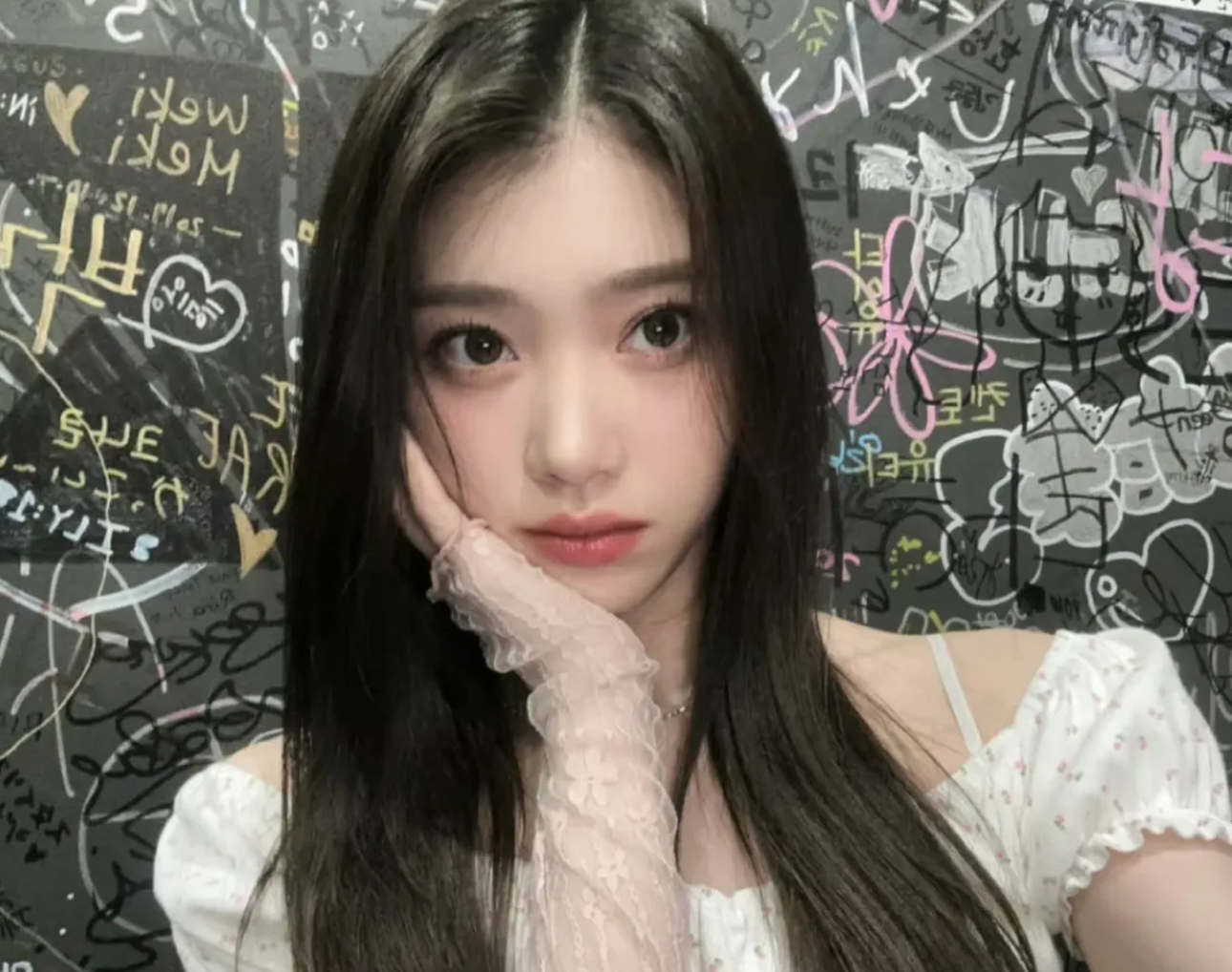 Latest photo of Xiao Ting (Kep1er)