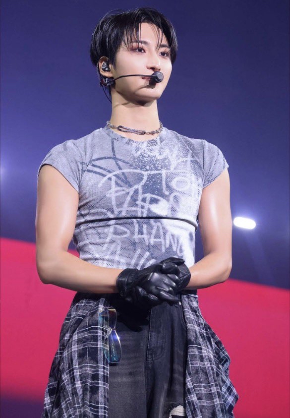 Recent activity shot of Seonghwa (ATEEZ)