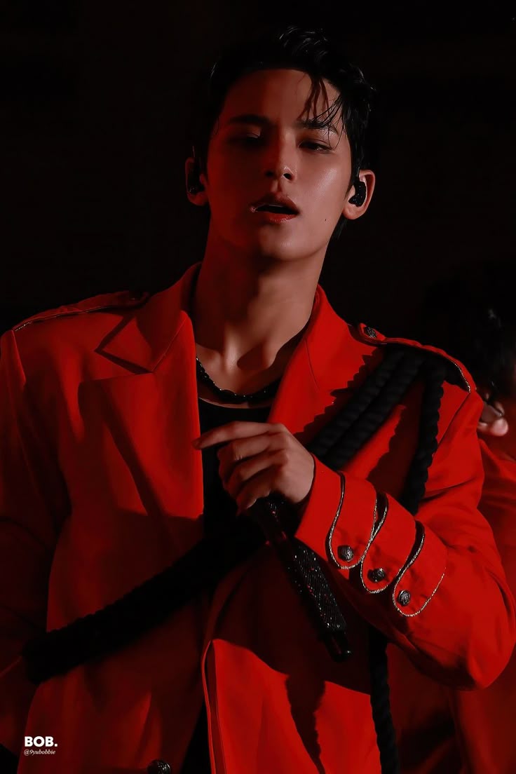Behind-the-scenes cut of Mingyu (SEVENTEEN)