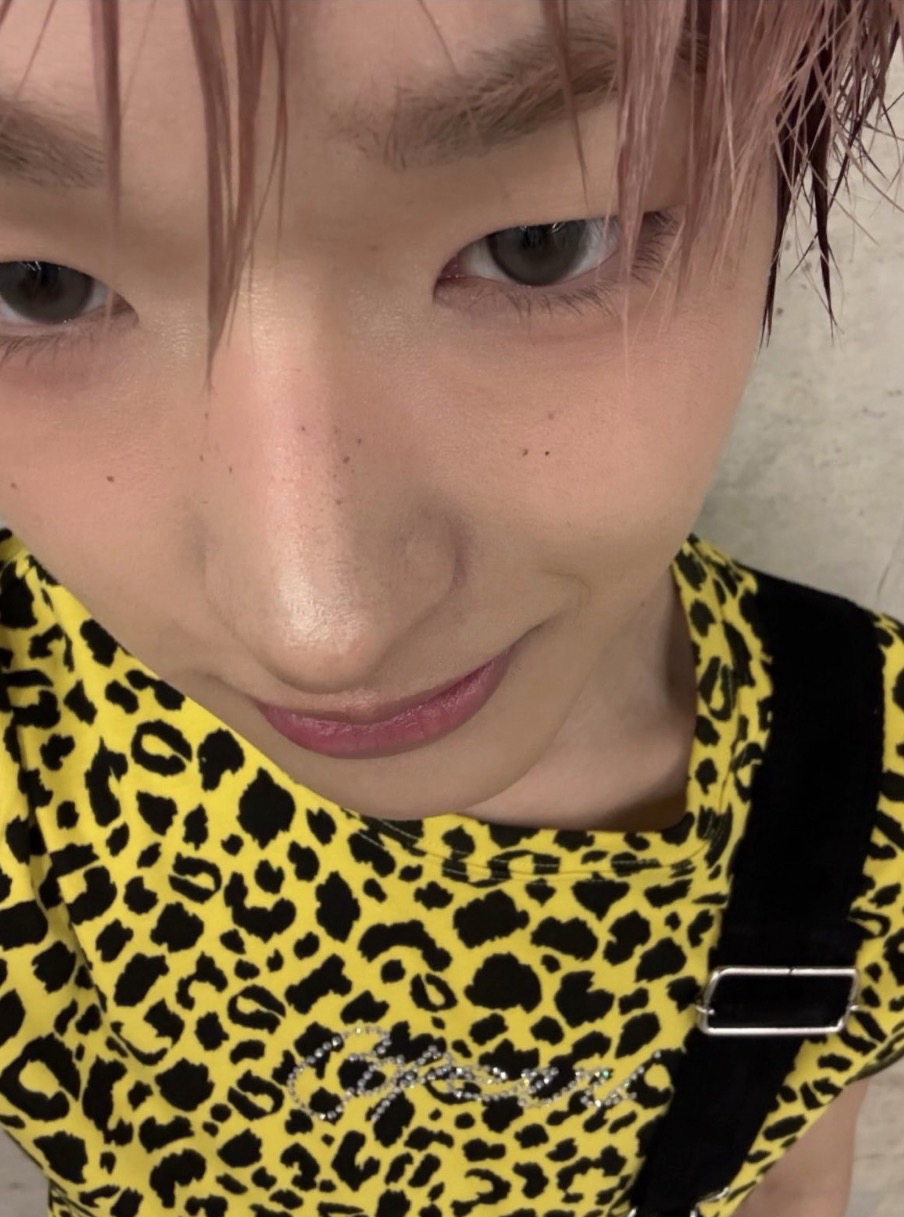 Momen yang diabadikan oleh penggemar Tomoya (NEXZ)