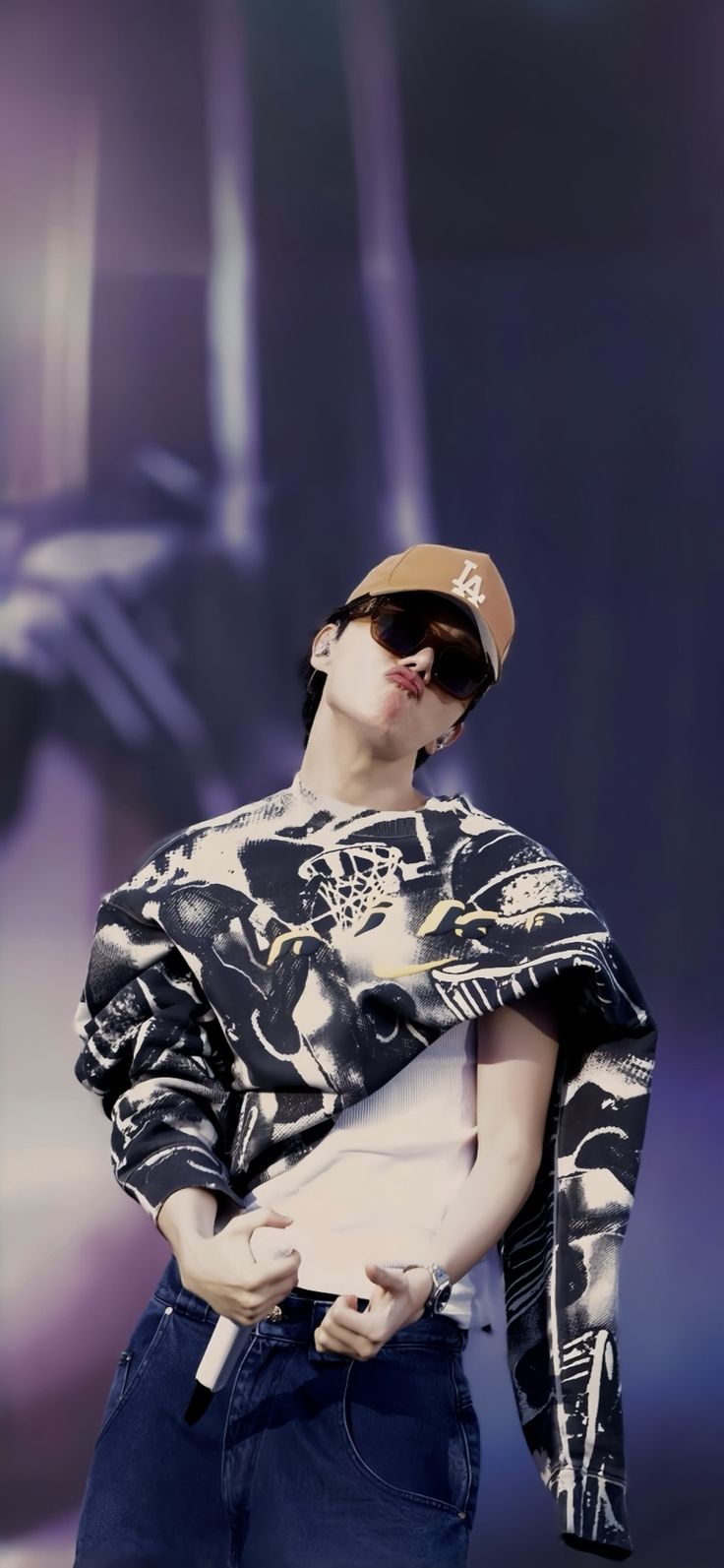 Fandom-recommended wallpaper image of j-hope (BTS)