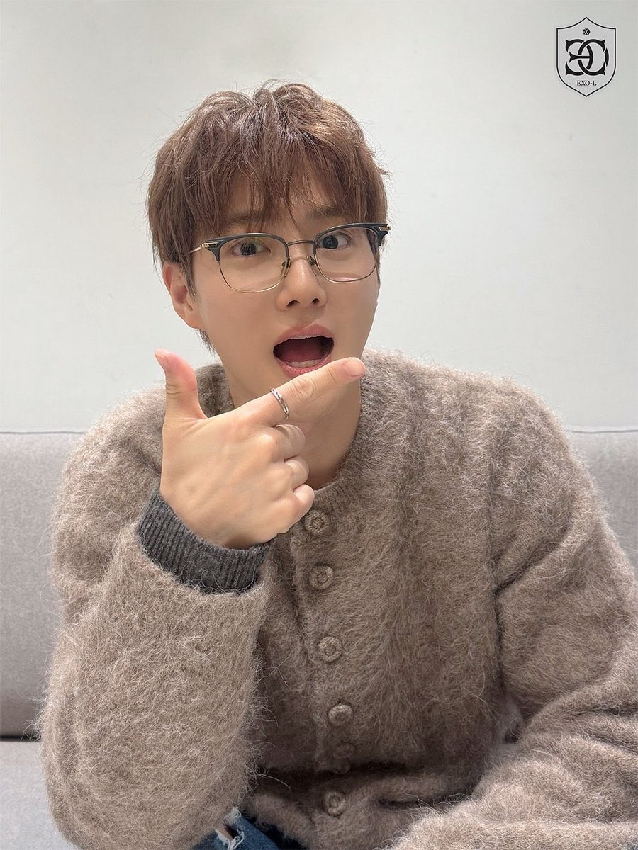 Behind-the-scenes cut of Suho (EXO)