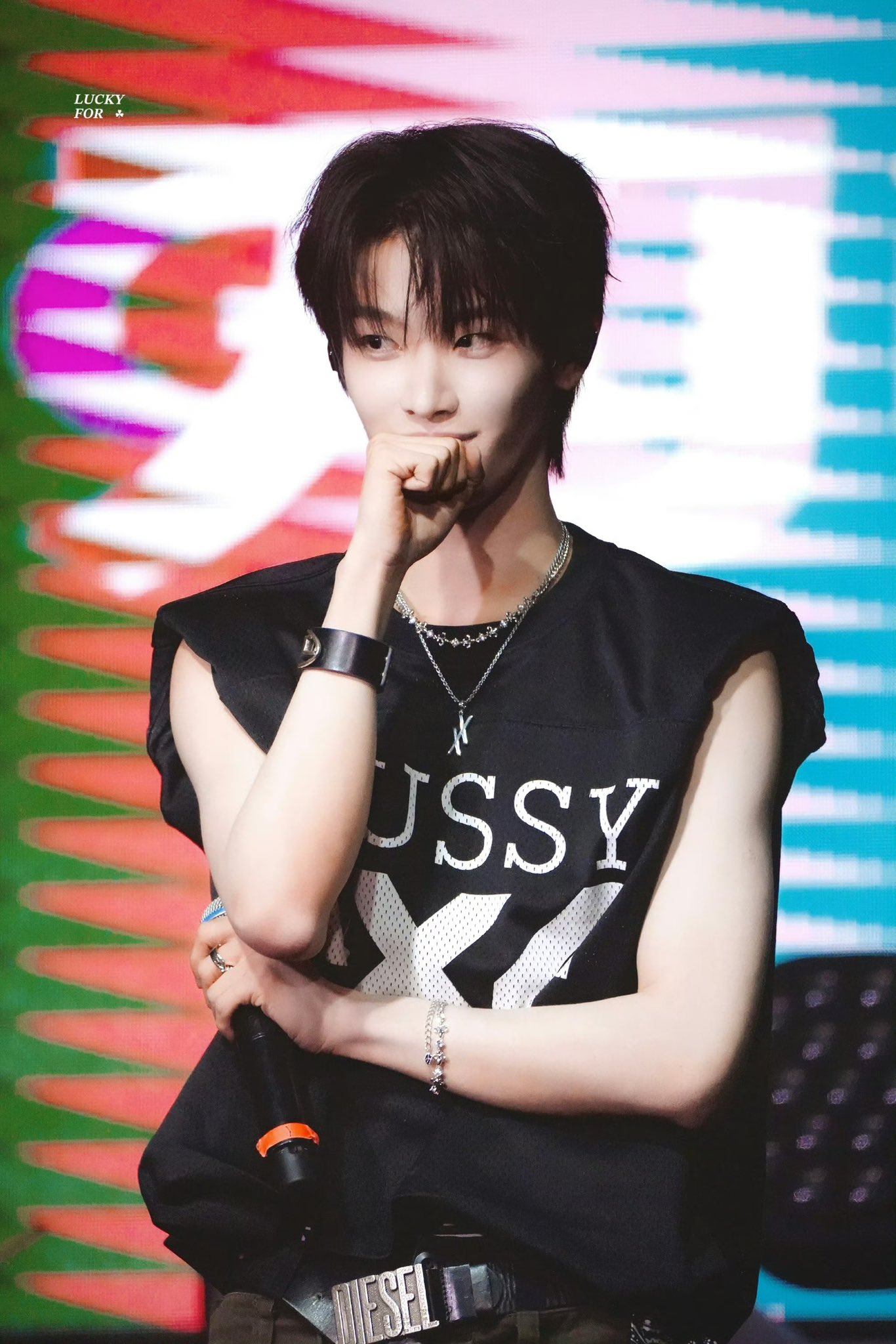 A moment captured by Chen Kaiwen's fan