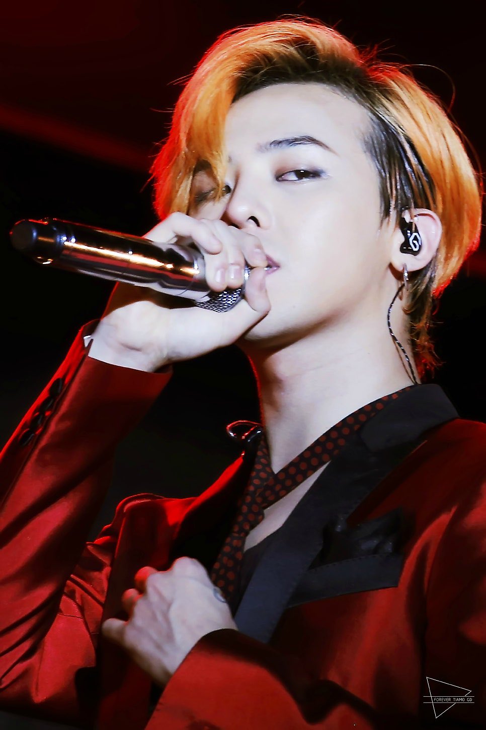 Recent activity shot of G-DRAGON (BIGBANG)