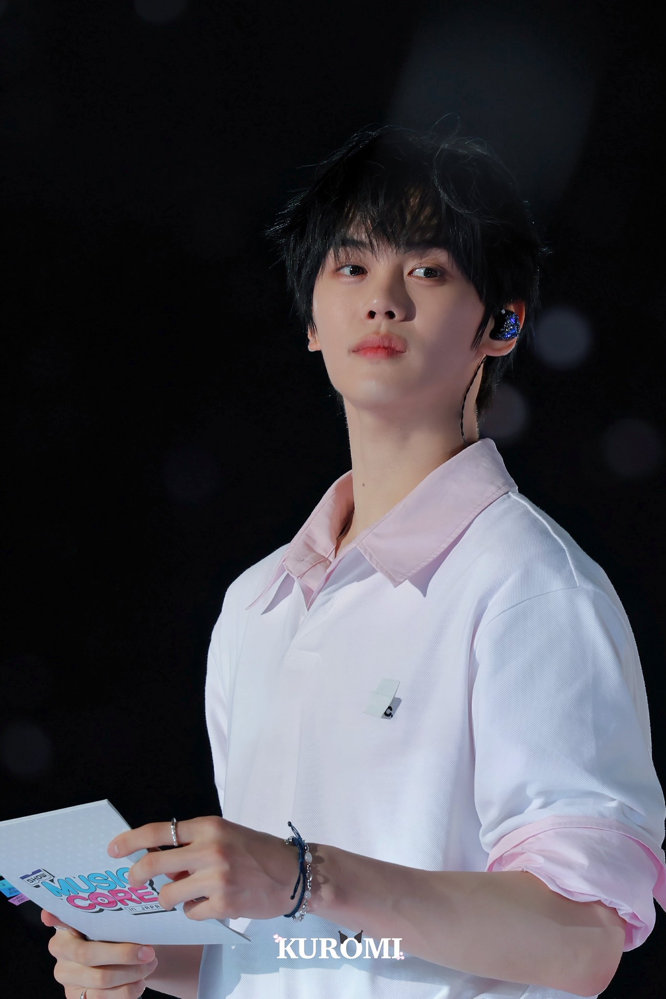 Latest photo of Kim Gyuvin (ZEROBASEONE)