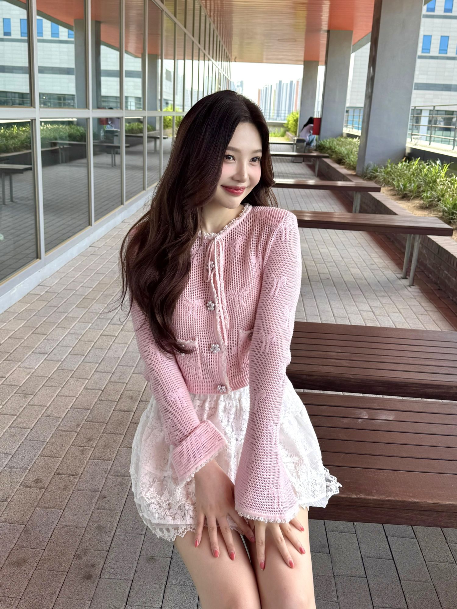 Behind-the-scenes cut of Joy (Red Velvet)