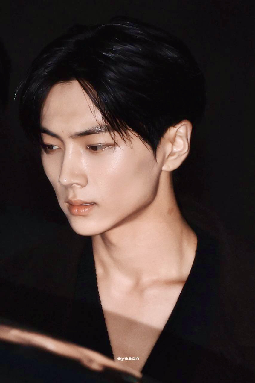 Foto terbaru Jay (ENHYPEN)