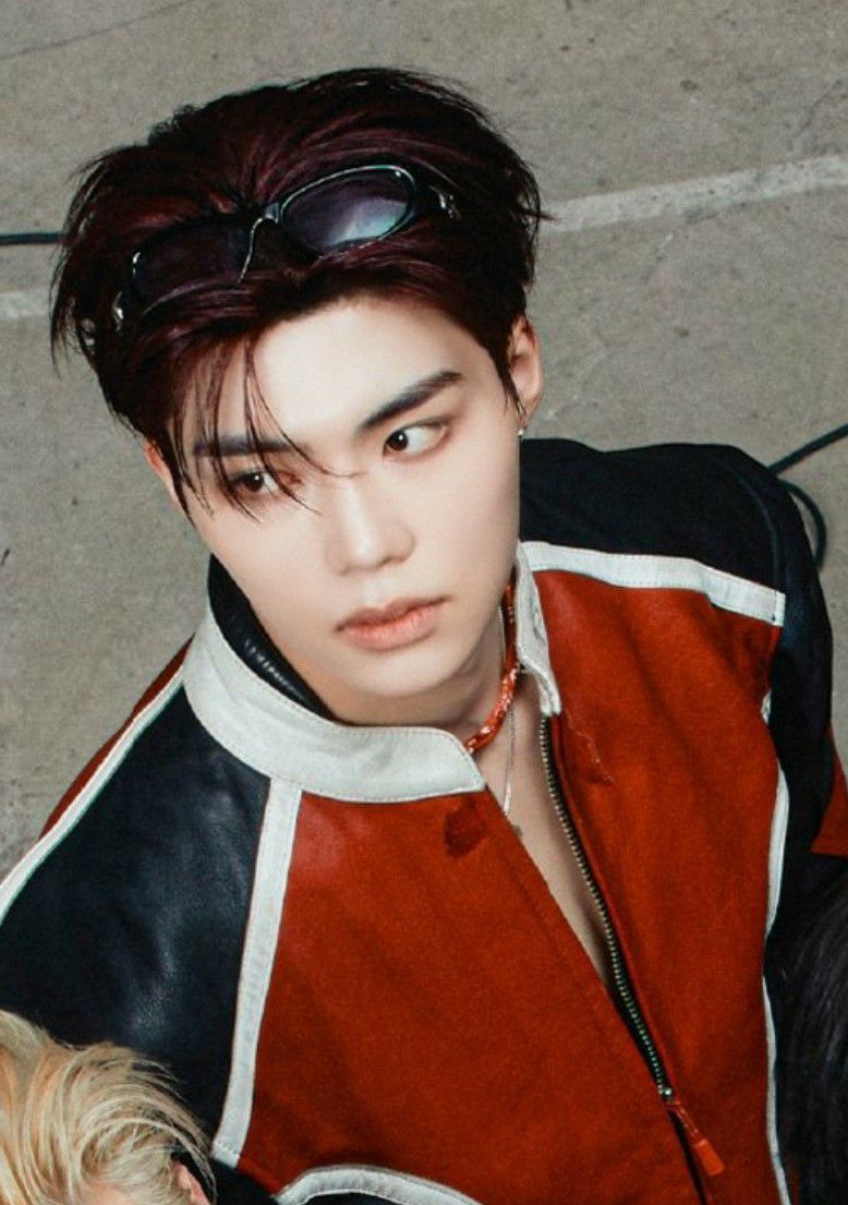 Recent activity shot of Park Gunwook (ZEROBASEONE)