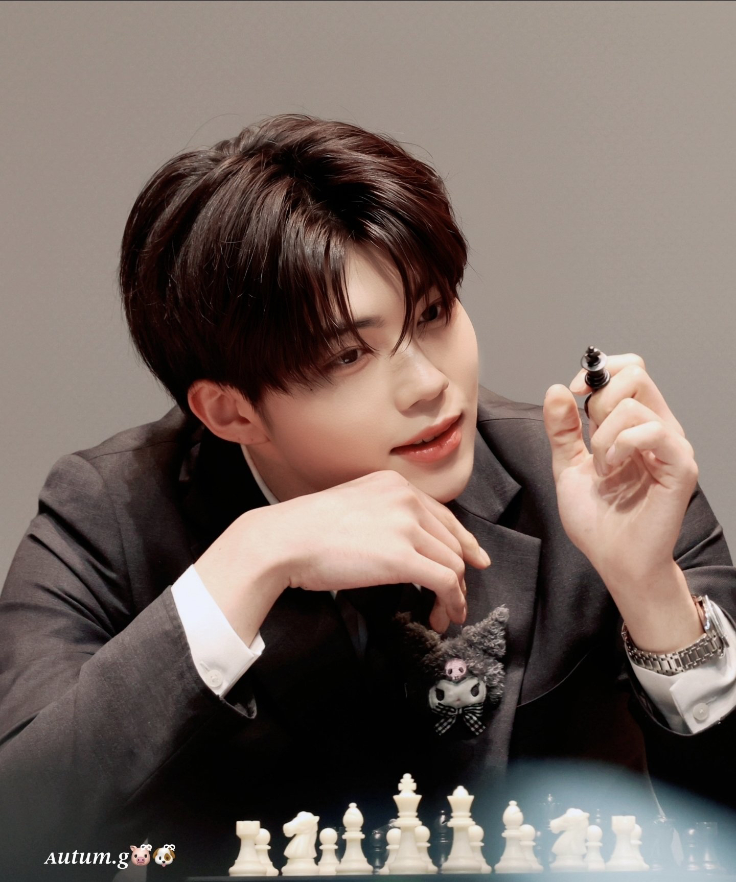 A moment captured by Park Gunwook (ZEROBASEONE)'s fan