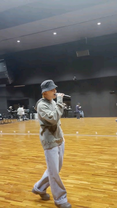 Today's most popular wallpaper in the Jimin (BTS) community