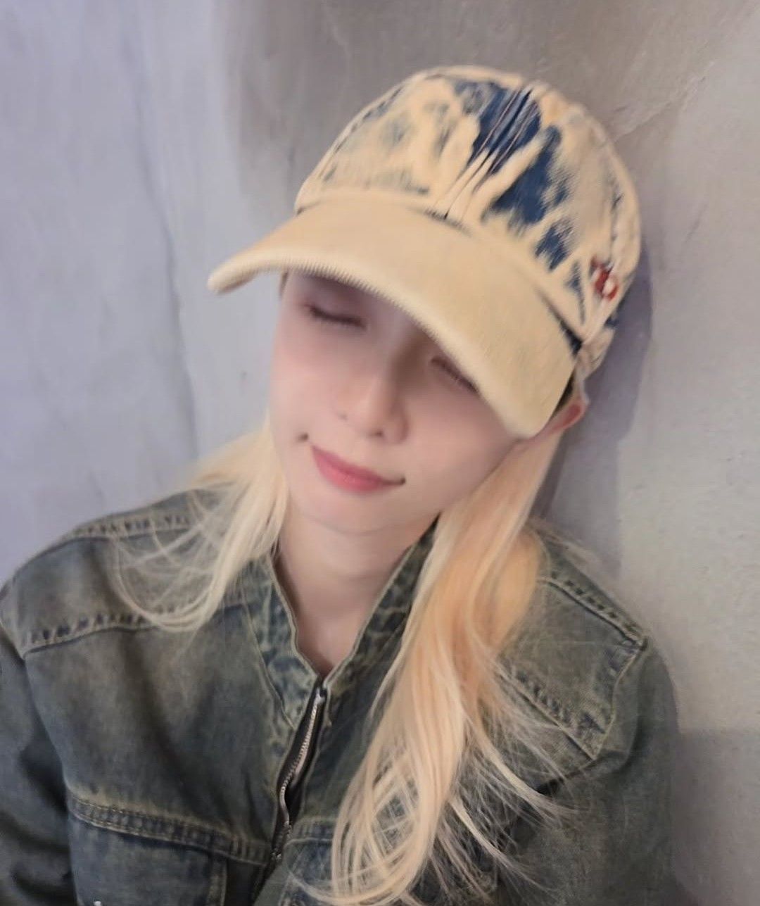 A moment captured by DREAMCATCHER's fan