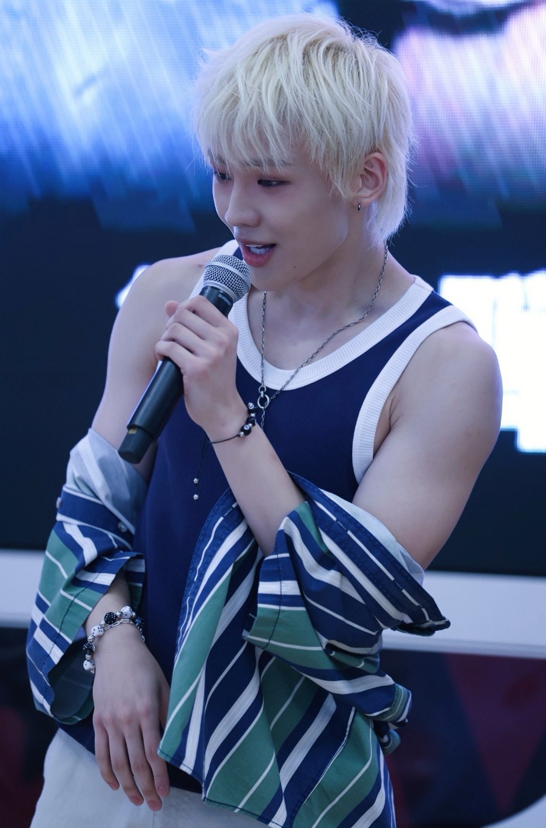 Latest photo of Junhyeok (TNX)