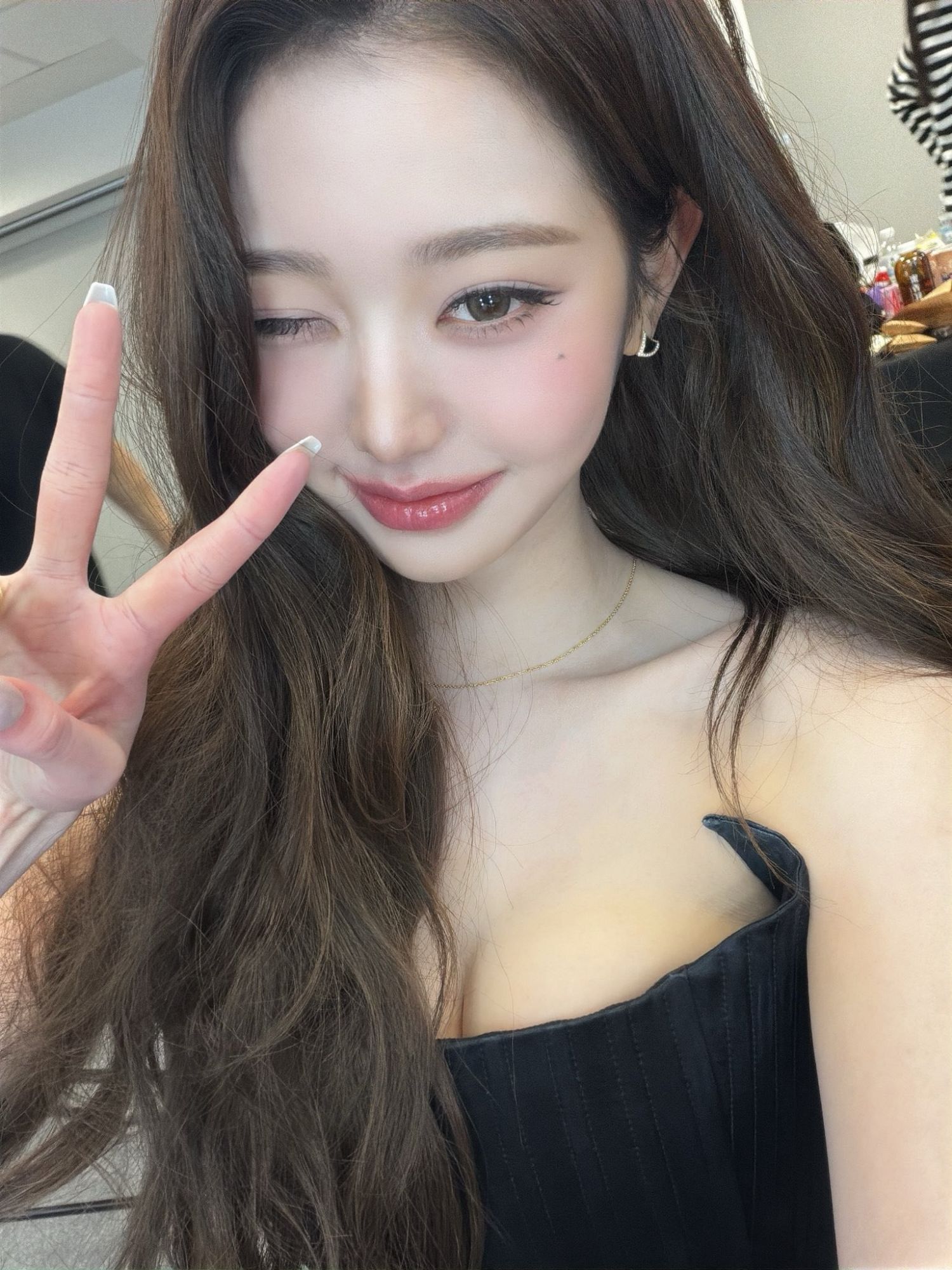 A moment captured by Jang Wonyoung (IVE)'s fan