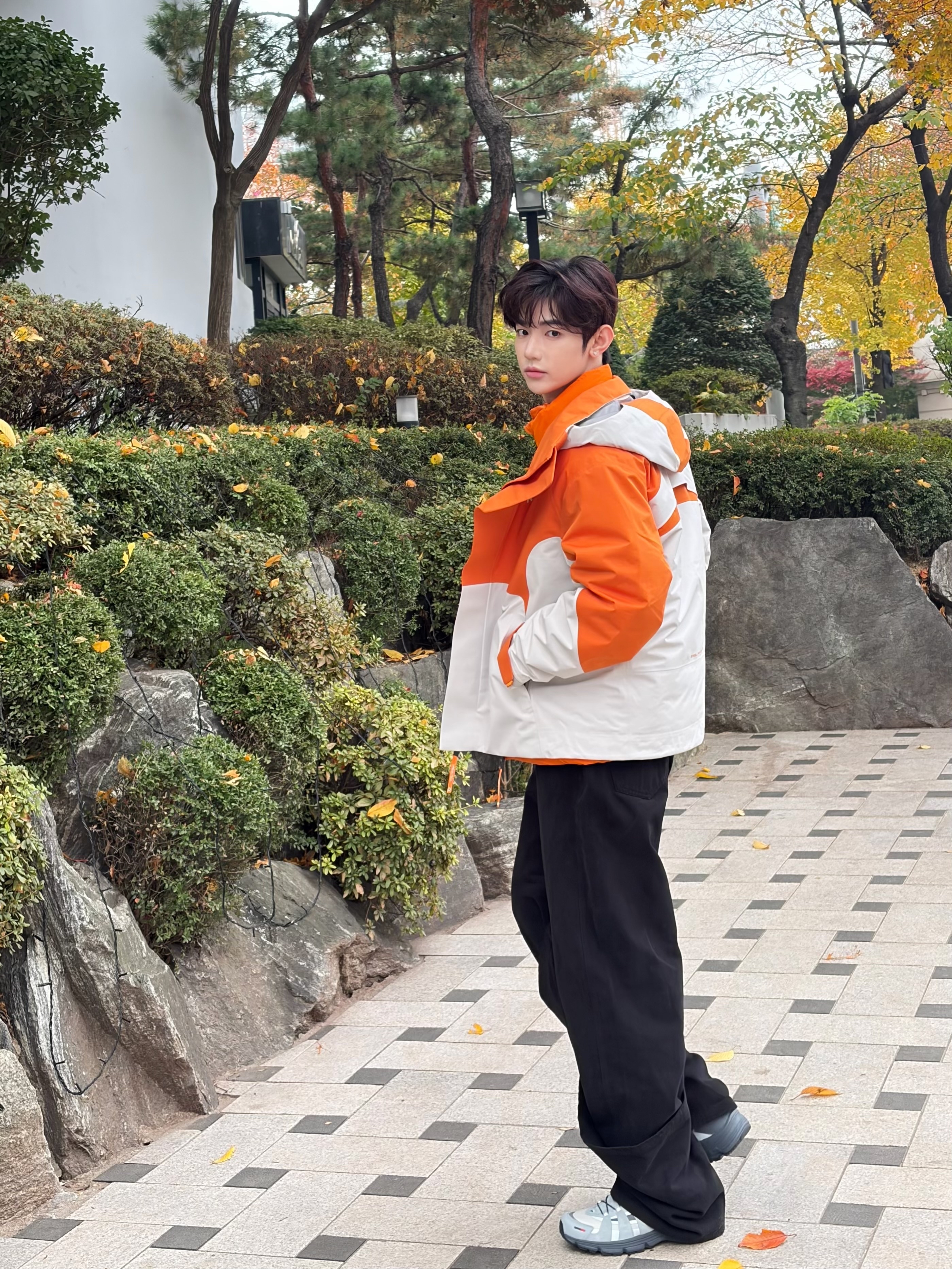 A moment captured by Zhang Hao (ZEROBASEONE)'s fan